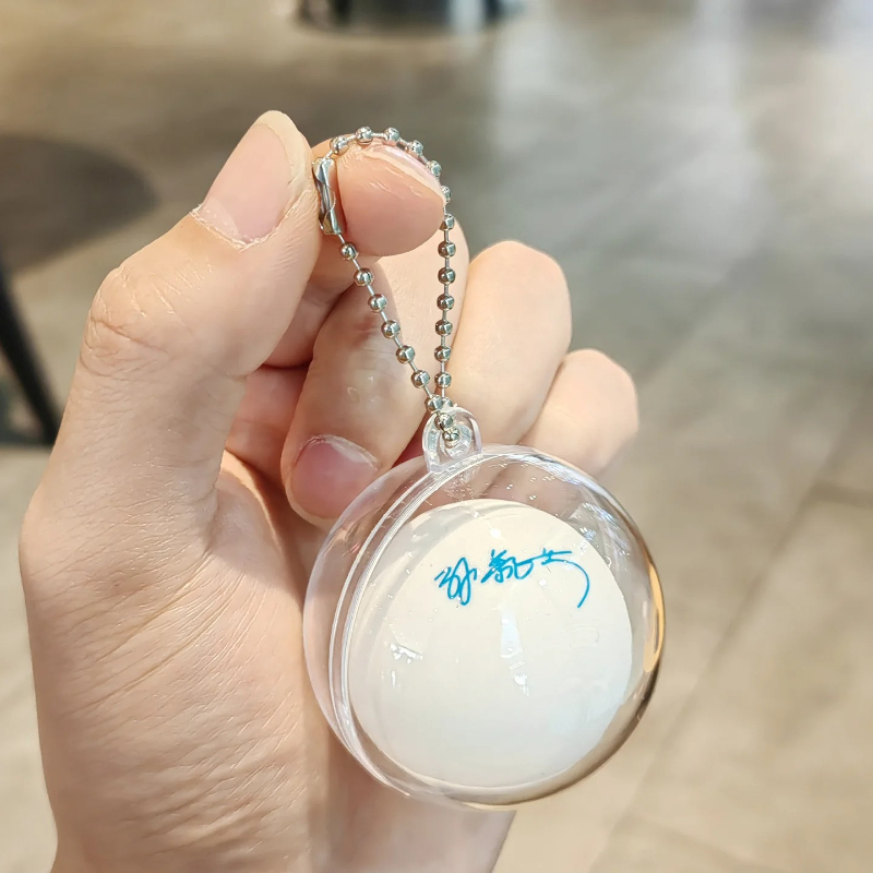 卓球ファン向けのシグネチャーキーチェーン – マ・ロン、サン - Table Tennis Keychain のレビューと価格