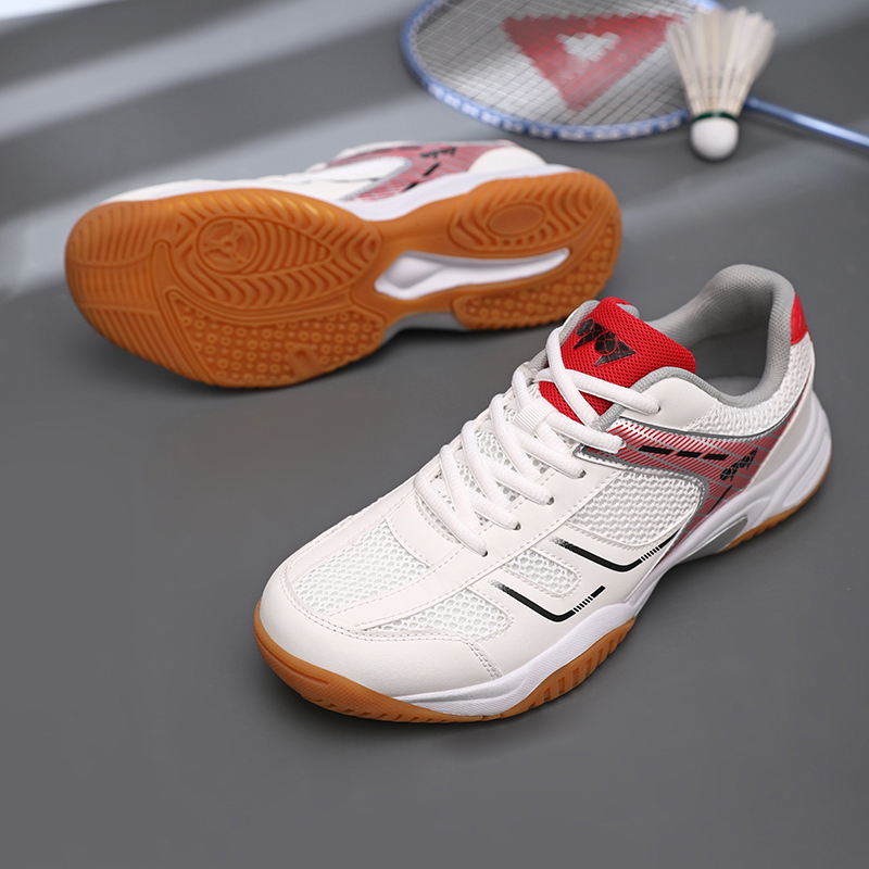 新しいバドミントンシューズ男性女性抗ねじれクッション男性のス - Table Tennis Court のレビューと価格